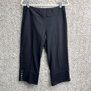 Neon Buddha Pants Women's Medium Black Button Hem Cropped Capri